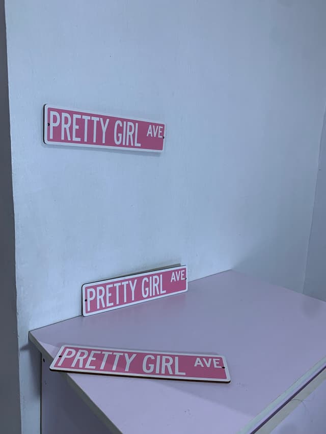 Decorative wall decor